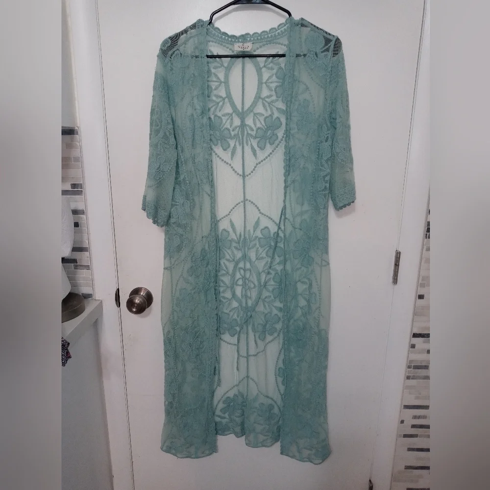 Ember sage Embroidered floral mesh Lace 1/2 Sleeve lingerie cover up M - Picture 1 of 10